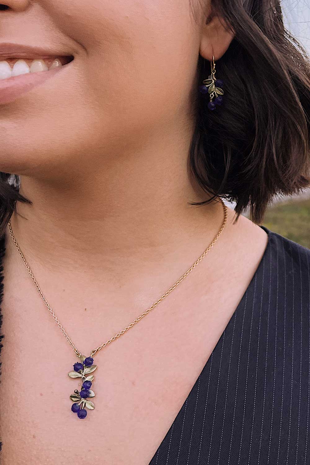 Kette mit Anhänger Zierliche Blaubeere -