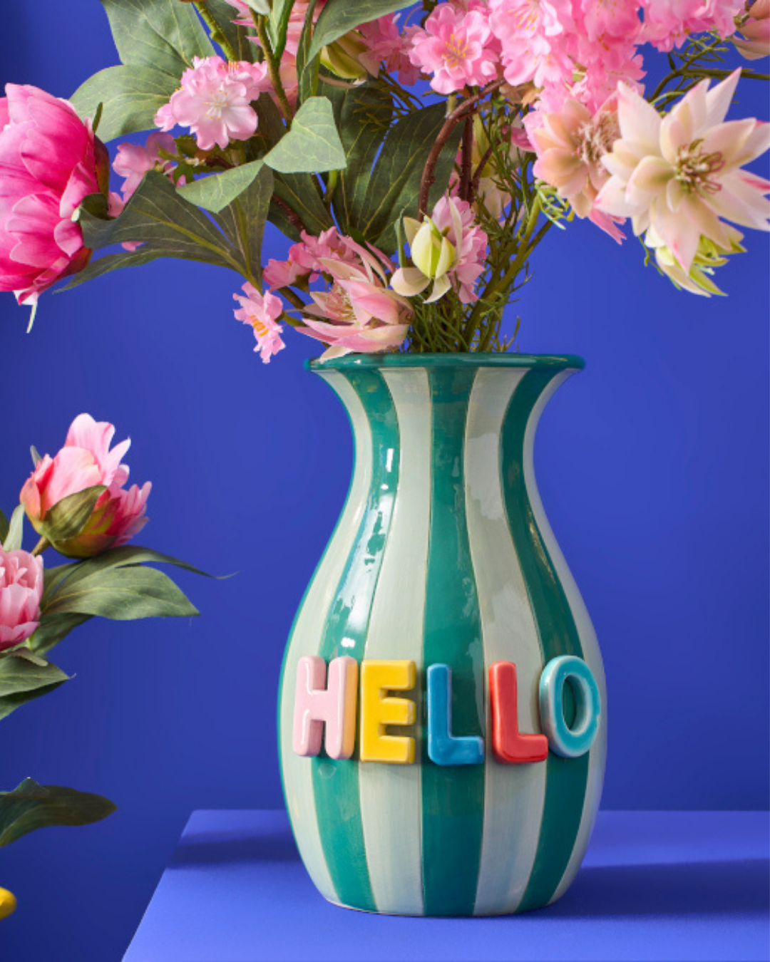 Krug "HELLO"